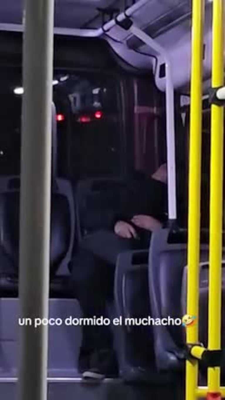 El insólito hallazgo de un chofer en el colectivo