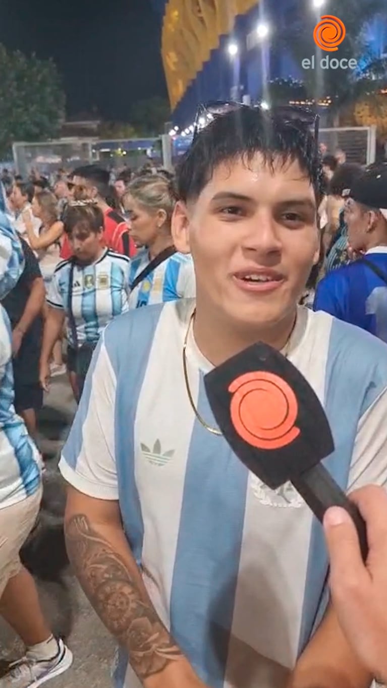 Amor eterno de los hinchas por la Scaloneta