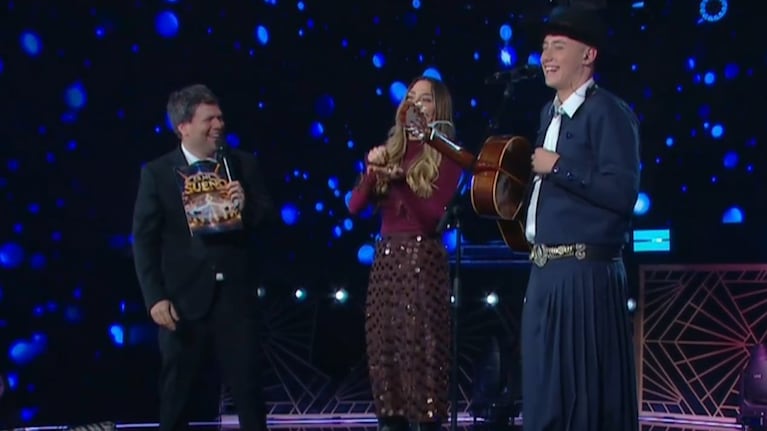 Jimena Barón se emocionó con un participante y terminó llevándose un insólito regalo