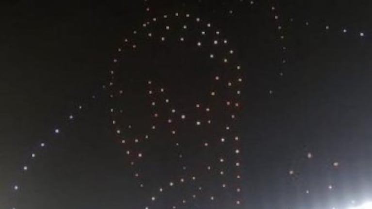 El insólito error del show de drones para Messi