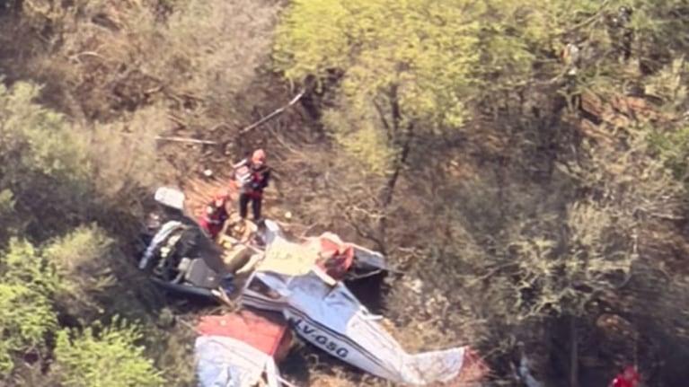 Desde el aire: así quedó la avioneta que cayó en la Valparaíso