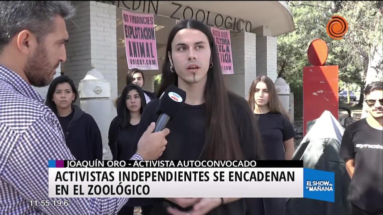 Activistas se encadenaron al zoológico