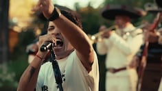 Simón Aguirre estrenó "Incondicional" un éxito de la bachata adaptado al cuarteto