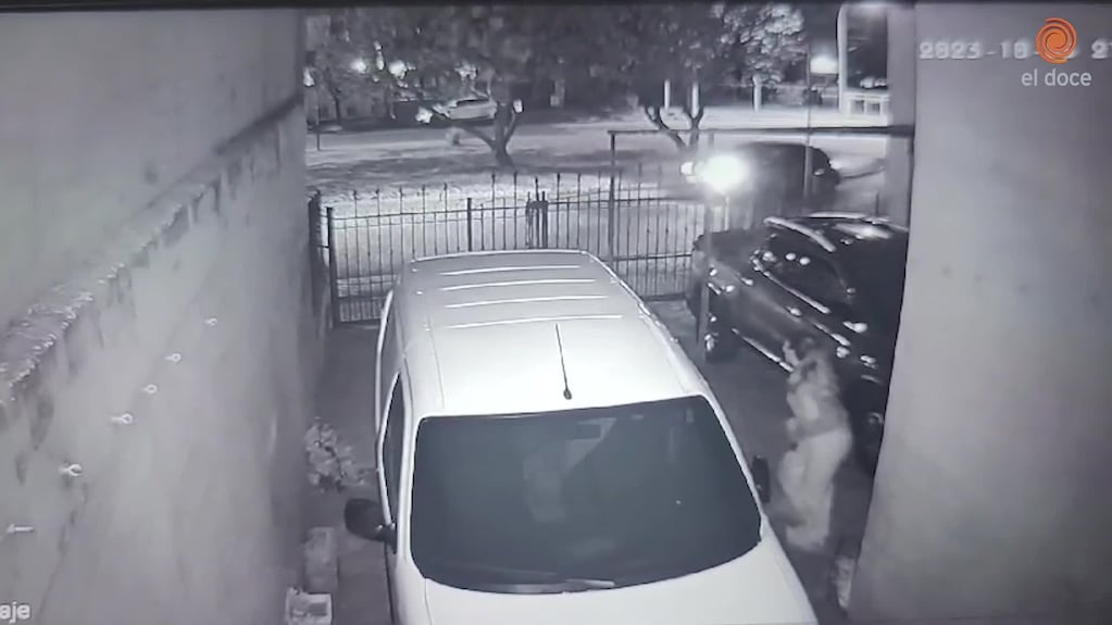 Intentaron robarle el auto cuando llegaba a su casa