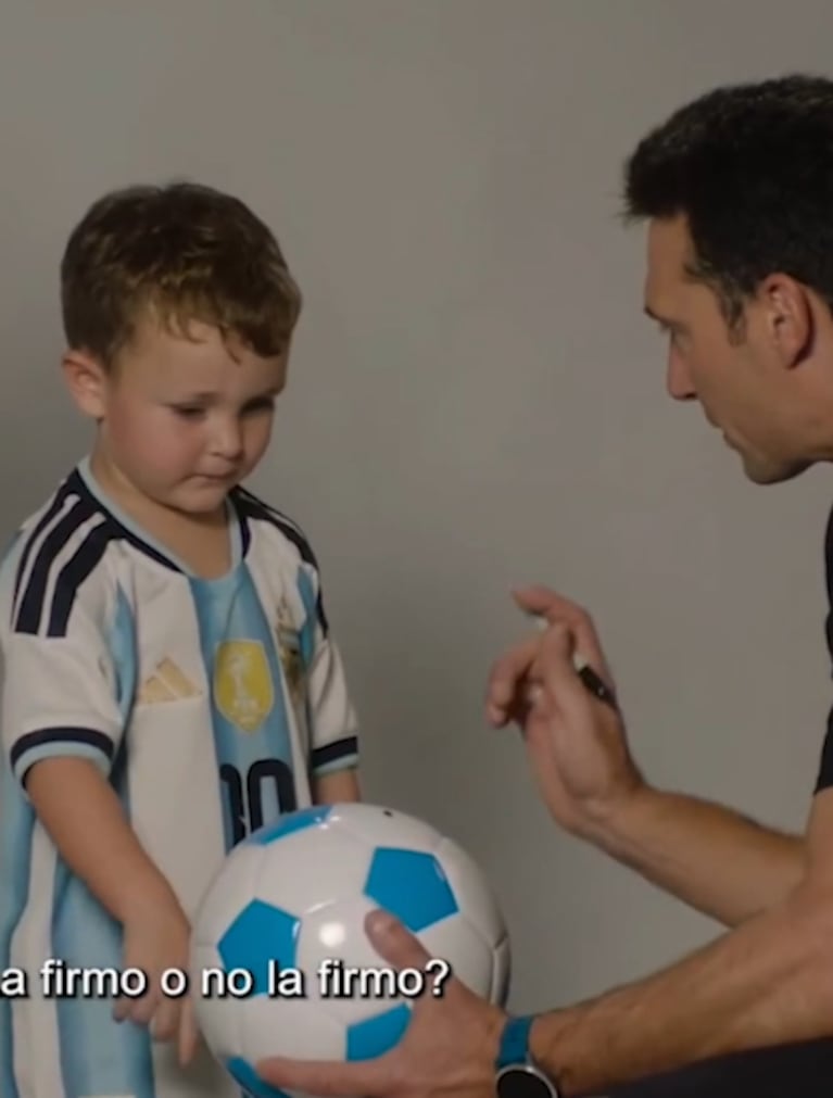El nene fan de la Selección conoció a Scaloni