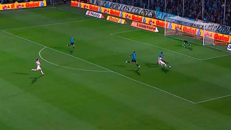 Otra polémica en Alberdi: el gol anulado a Caicedo que era el 1 a 0 de Huracán ante Belgrano