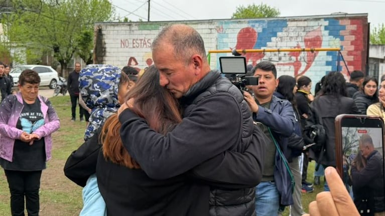La familia de Owen lo despidió con una suelta de globos