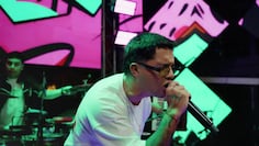 Simón Aguirre la rompió con el estreno de "Sin ti sin mi"