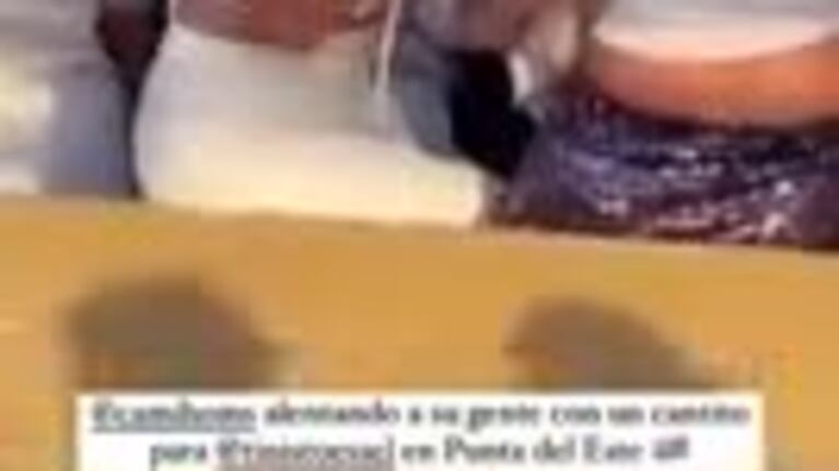 Camila Homs cantó contra Tini en Punta del Este