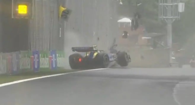 Colapinto se accidentó contra un muro en Brasil y abandonó la carrera en la vuelta 32