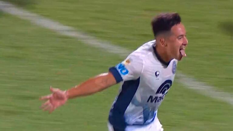 Golazo de Luciano Gómez para el 2 a 0 de Independiente Rivadavia sobre Belgrano
