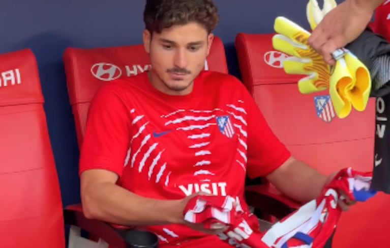 La lluvia de silbidos de los hinchas del Atlético cuando nombraron a Julián Álvarez