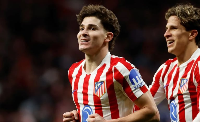 Cortó la racha: el golazo de Julián Álvarez en la goleada del Atlético de Madrid al Barcelona