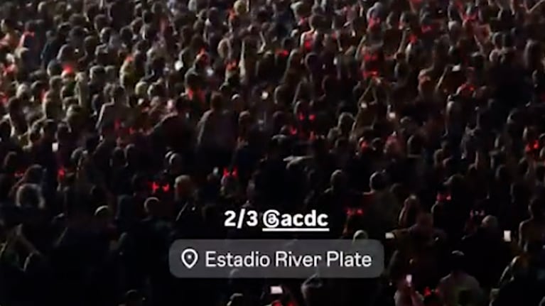 Locura por AC/DC bajo la lluvia en River