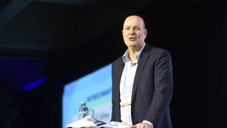 Sturzenegger con El Doce en Nueva York: “La reforma laboral es una ley de federalización”