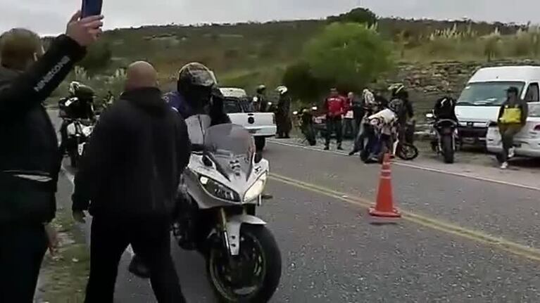 Policías grabaron a las motos en la Ruta 14