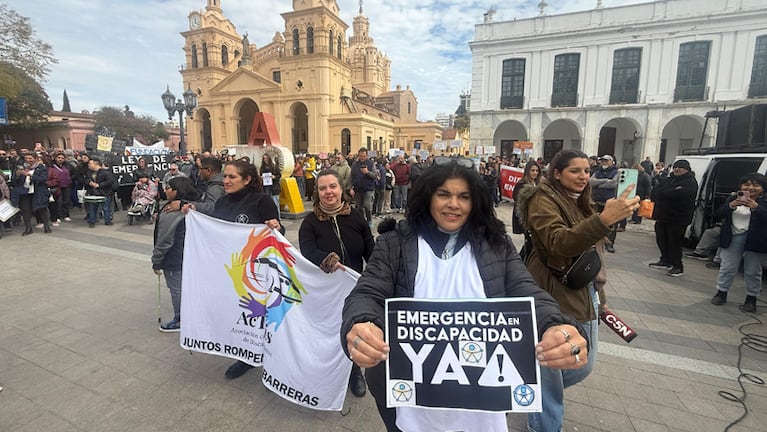 Emergencia en discapacidad: marchan en el centro de Córdoba en apoyo al rechazo al veto de Milei