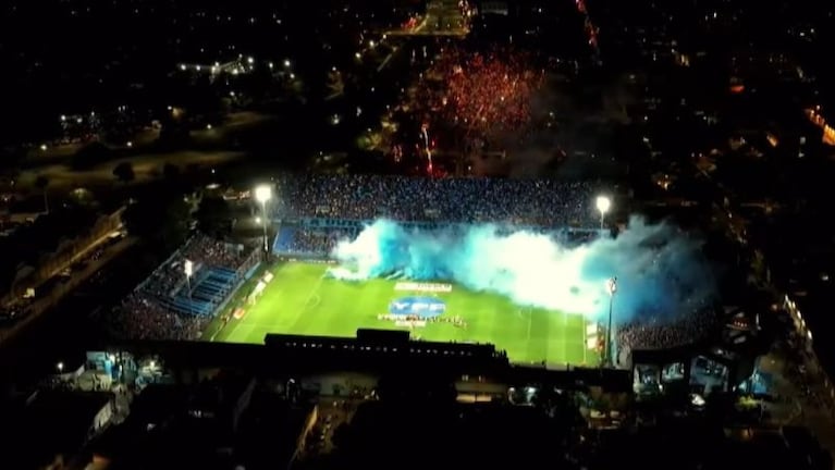 El impactante recibimiento de Belgrano ante Boca en la inauguración de la ampliación de la tribuna Cuellar