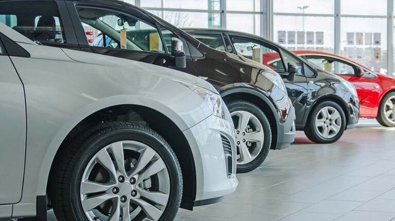 Cada vez más personas manejan sin seguro de auto por los aumentos