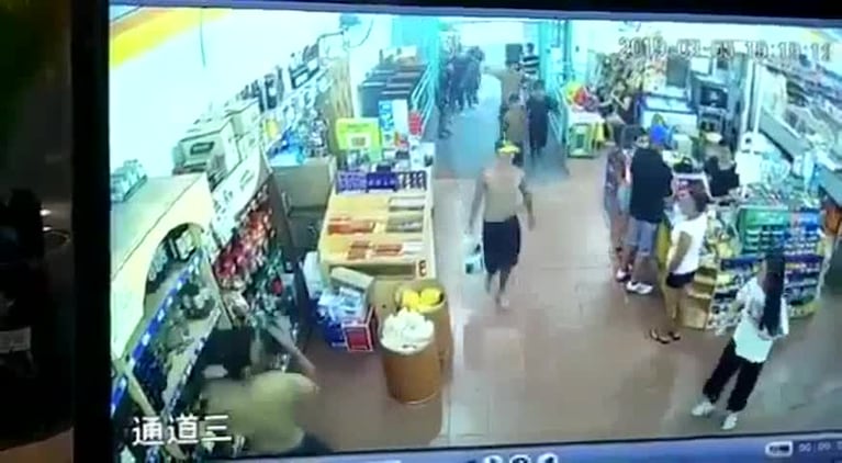 El robo piraña al supermercado