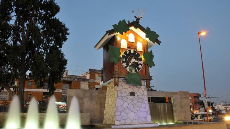 Estacionamiento, cena y teatro: cuáles son los precios para disfrutar de una noche en Carlos Paz