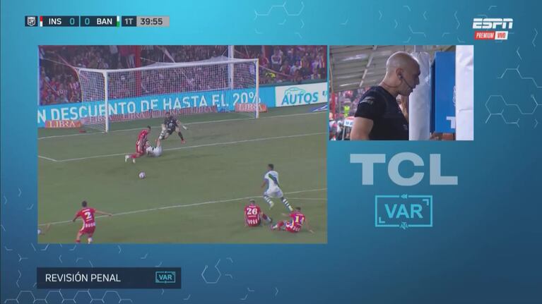Juan Bizans puso el 1 a 0 de penal para Banfield