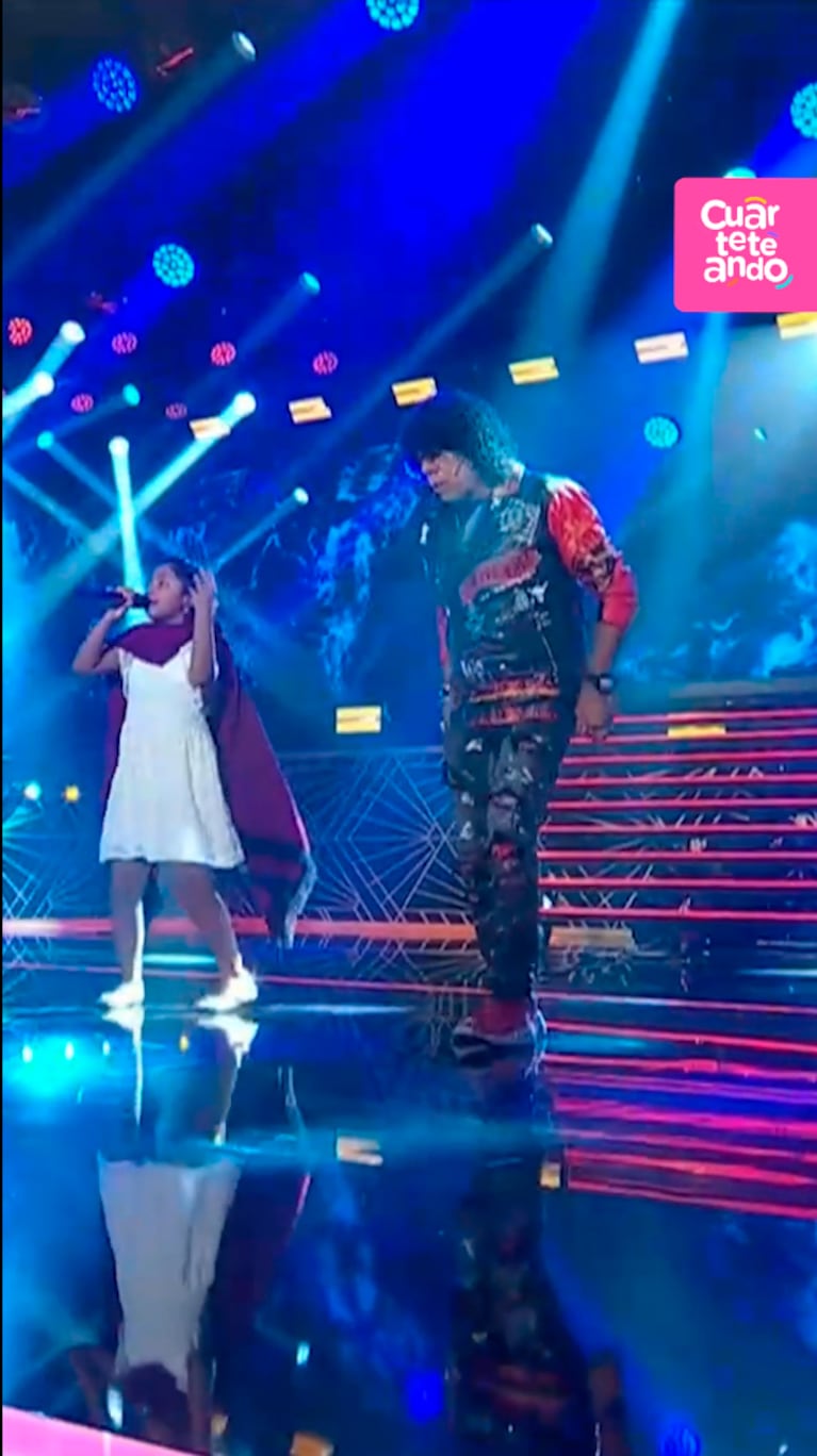 La Mona, como un niño en el programa de Guido