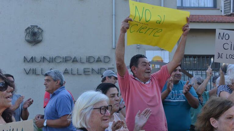Vecinos de Villa Allende presentaron un amparo contra el cierre de calles y crece el conflicto