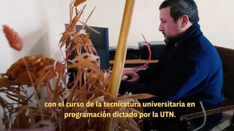Era remisero, aprendió gratis y ahora es programador