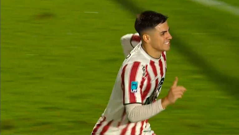 Penal dudoso y gol de Luna para el 1 a 0 de Instituto ante Atlético Tucumán