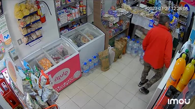 Robó una cerveza y un celular en un kiosco
