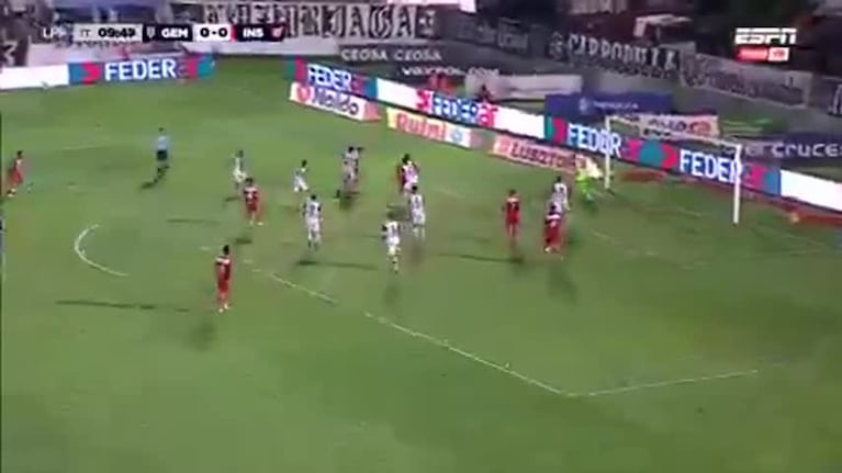 Instituto vs Gimnasia de Mendoza: el penal que le atajaron a Jara
