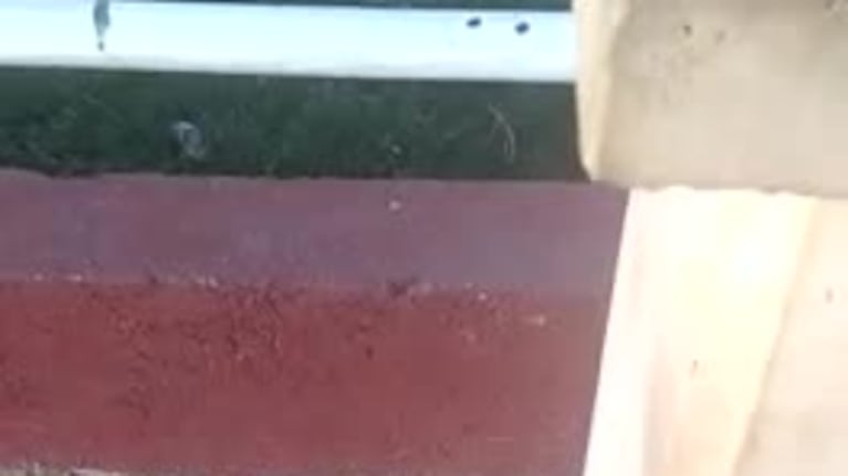 Una columna a punto de caer en una plaza de Córdoba