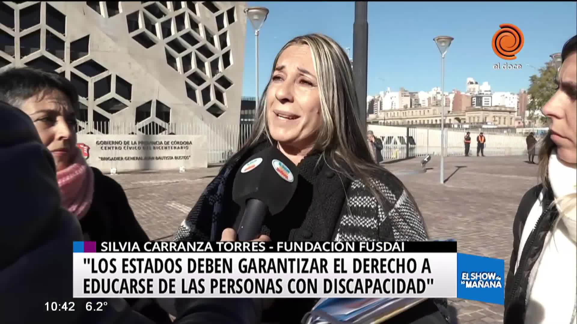 Discapacidad: piden que los jóvenes reciban títulos