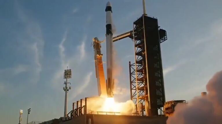 Space X de Elon Musk acaba de lanzar un cohete