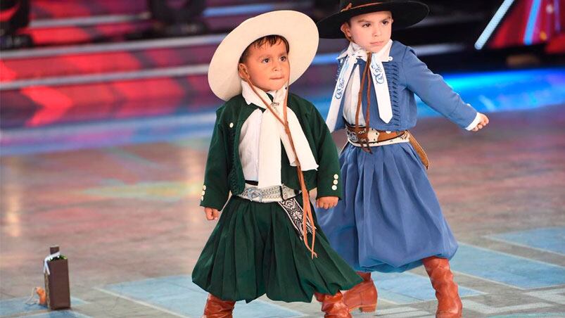 Los gauchos de 3 y 4 años que fascinaron en ShowMatch