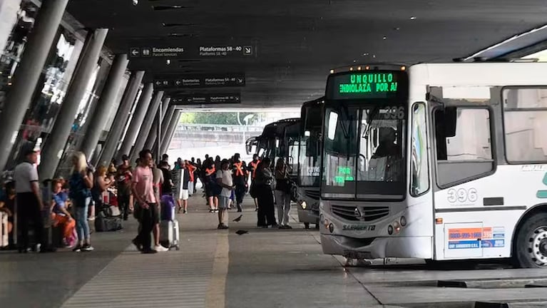 Pasajeros contaron cómo es viajar en el transporte interurbano