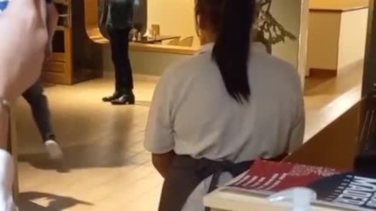 Le cantó a Abel Pintos en un hotel de Hernando