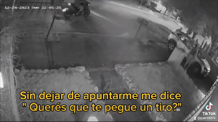 Ahuyentó a motochoros en la víspera de Navidad