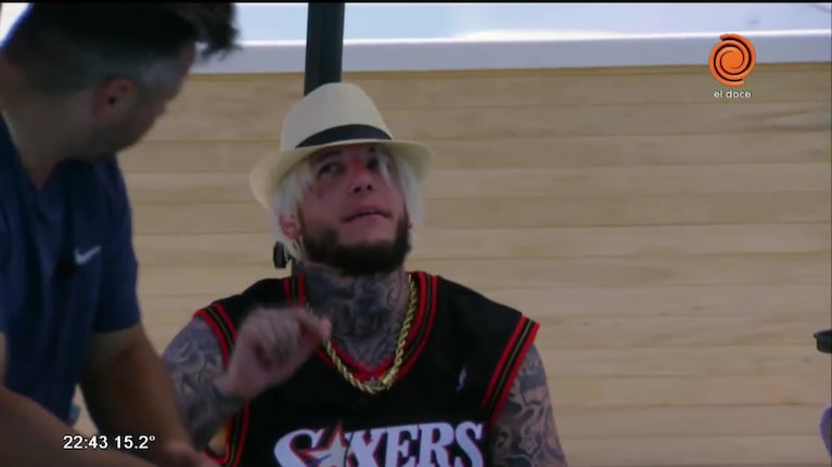 Alex Caniggia ya inventó apodos en El Hotel de los Famosos