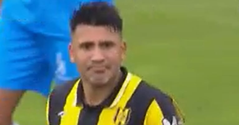 Gol de Deporitvo Madryn para el triunfo parcial 1 a 0 ante Estuadiante de Río Cuarto