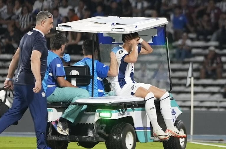 Ramón Sosa salió lesionado en Talleres apenas empezó el partido