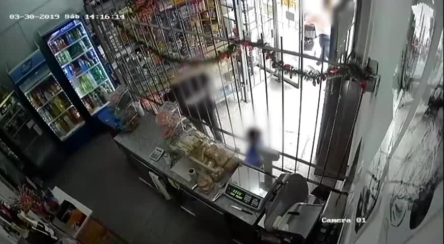 Robó en un kiosco con su hijo al lado