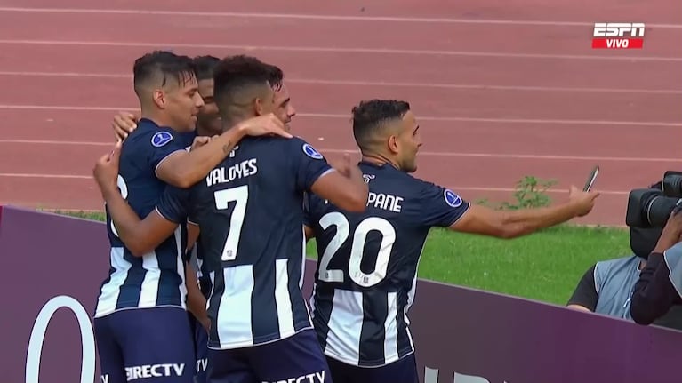 Fragapane puso el 1-0 de Talleres ante Emelec