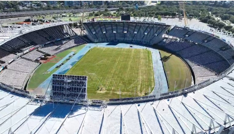 Así se ve el campo de juego del Kempes desde el drone de El Doce en la previa al River-Boca