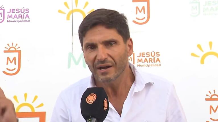“Es ofensivo”: Pullaro cruzó al Gobierno nacional por las retenciones en el Festival de Jesús María