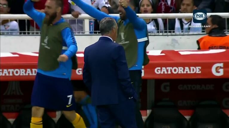 El golazo de Reynoso para el 2-0 de Boca