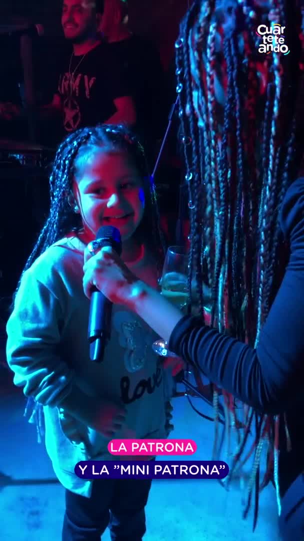Se hizo las trenzas de Vane Velázquez de Banda Mix