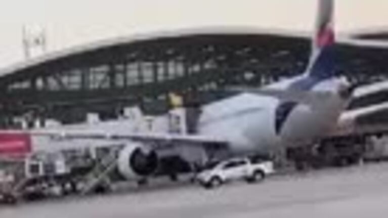 Feroz tiroteo en el aeropuerto de Santiago