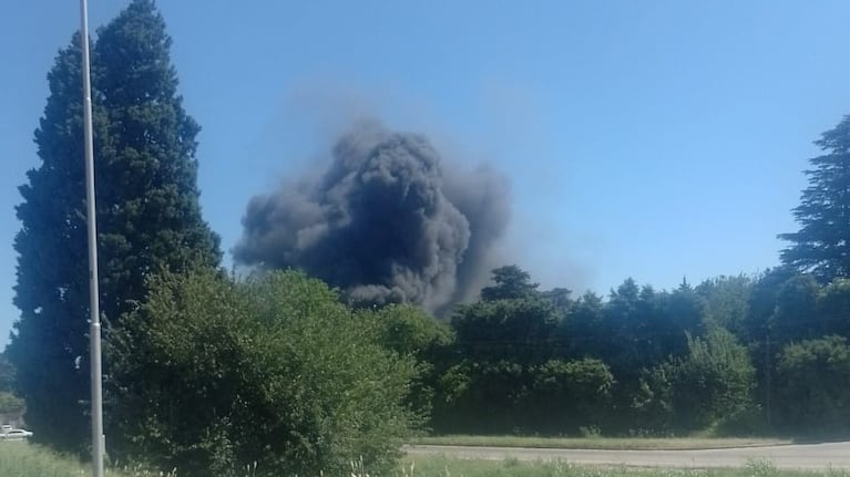 Las impactantes imágenes del humo en Córdoba